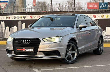 Седан Audi A3 2015 в Киеве