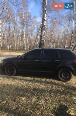 Хэтчбек Audi A3 2012 в 