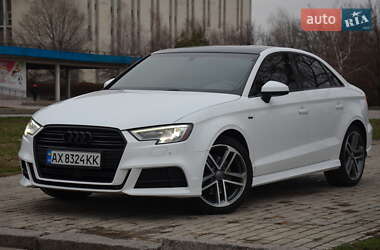 Седан Audi A3 2018 в Харькове