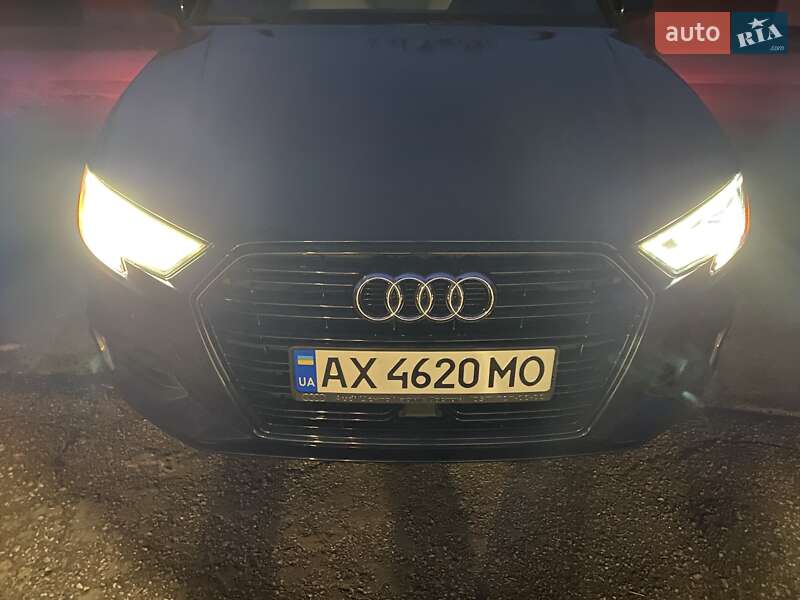 Седан Audi A3 2017 в Харькове