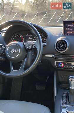 Седан Audi A3 2017 в 