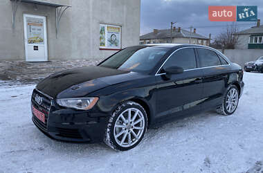 Седан Audi A3 2015 в Луцке