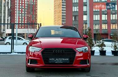 Седан Audi A3 2016 в 