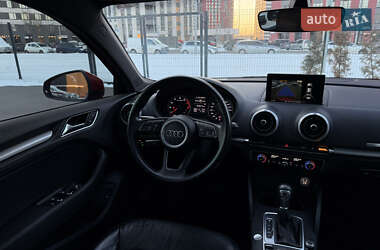 Седан Audi A3 2016 в 