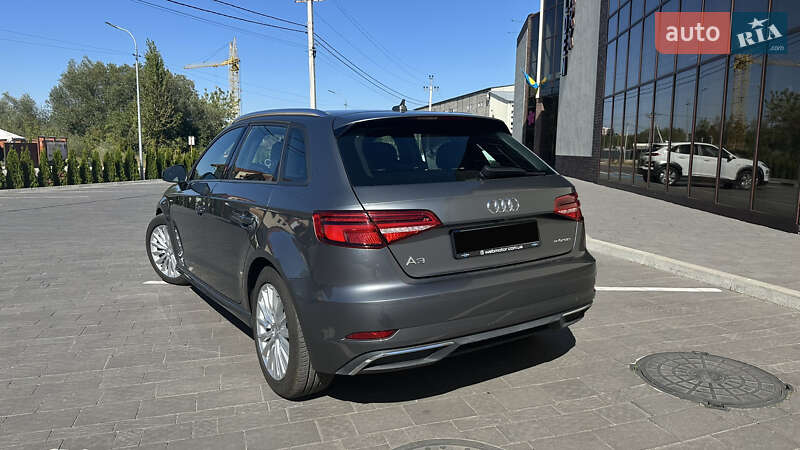 Хетчбек Audi A3 2017 в Львові фото 4 Хетчбек Audi A3 2017 в Львові