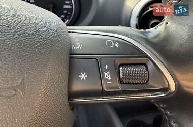 Хэтчбек Audi A3 2015 в 