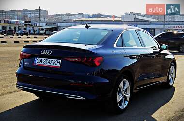 Седан Audi A3 2022 в 