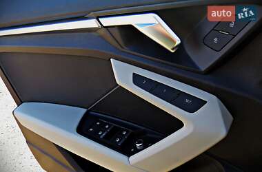 Седан Audi A3 2022 в 