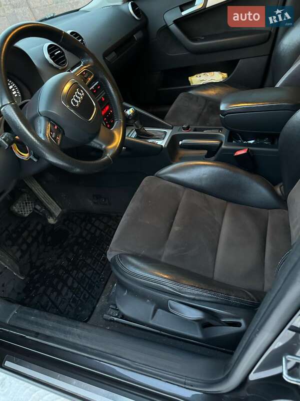 Хетчбек Audi A3 2012 в Києві