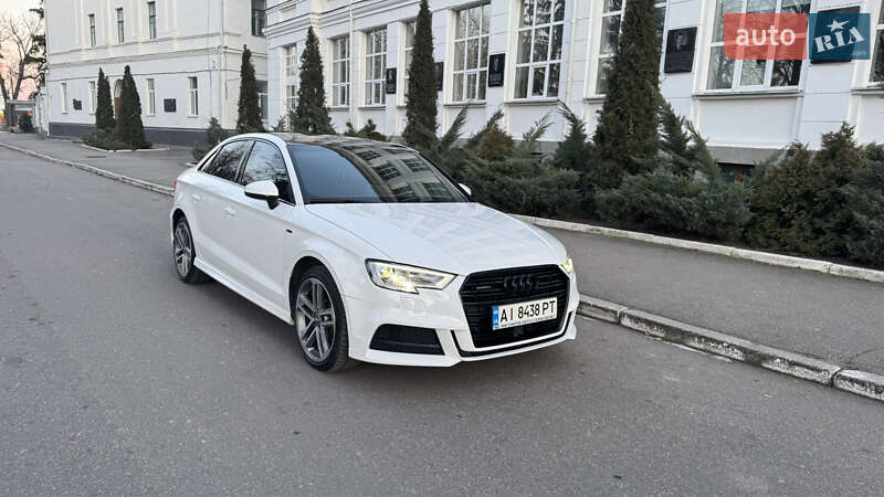 Седан Audi A3 2018 в Києві