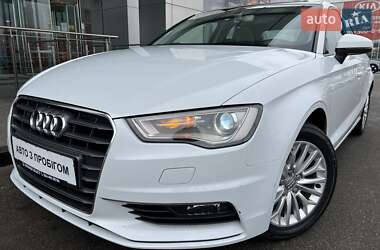 Седан Audi A3 2016 в Києві