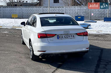 Седан Audi A3 2016 в Києві