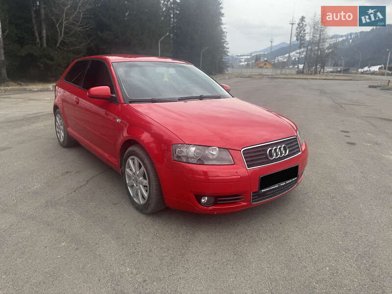 Хэтчбек Audi A3 2004 в Верховине