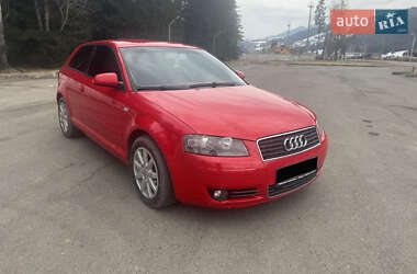 Хэтчбек Audi A3 2004 в 
