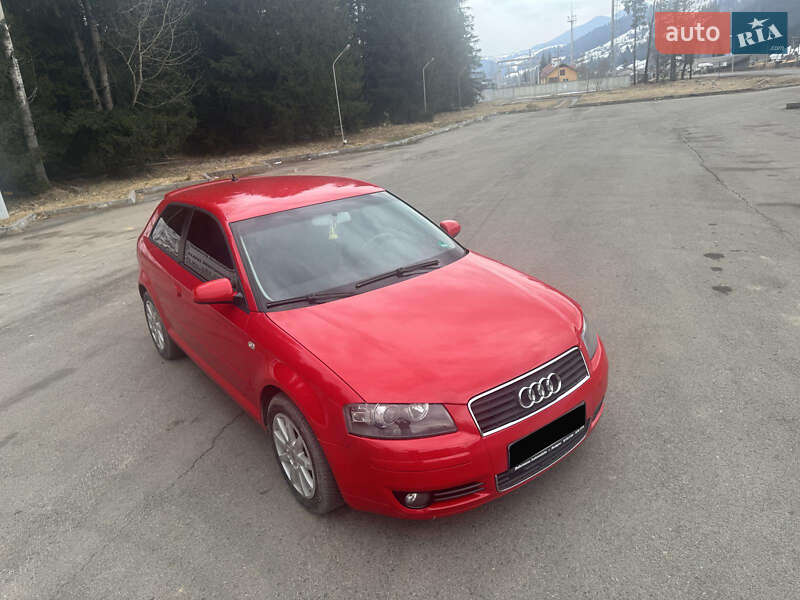 Хэтчбек Audi A3 2004 в Верховине