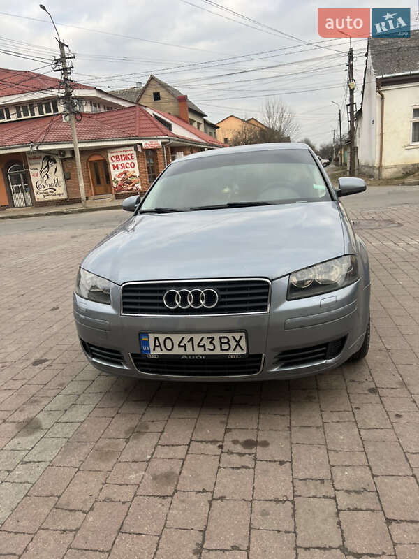 Хэтчбек Audi A3 2005 в Хусте