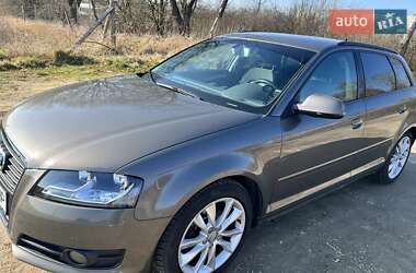 Хэтчбек Audi A3 2011 в Луцке