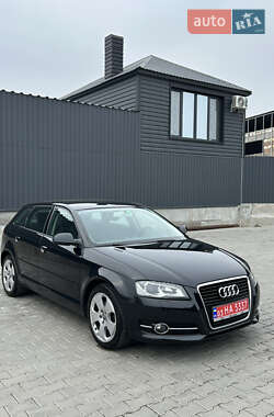 Хэтчбек Audi A3 2012 в Вознесенске