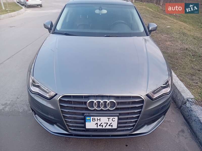 Седан Audi A3 2014 в Одессе