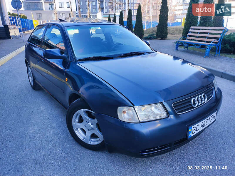 Хэтчбек Audi A3 1997 в 