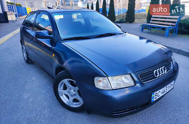 Хэтчбек Audi A3 1997 в 