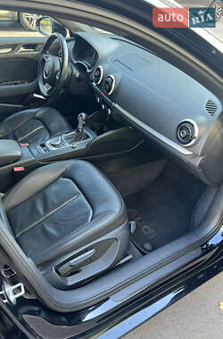 Седан Audi A3 2016 в 