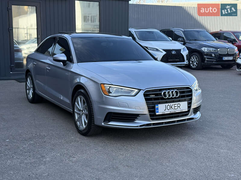 Седан Audi A3 2015 в Одессе
