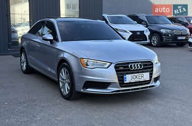 Седан Audi A3 2015 в 
