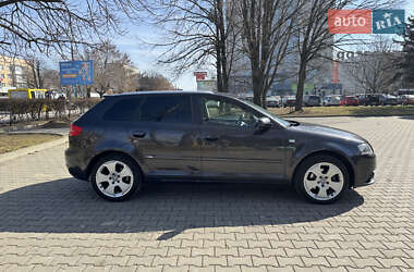 Хэтчбек Audi A3 2007 в 
