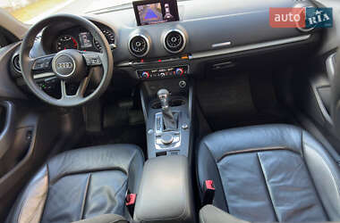 Седан Audi A3 2019 в 