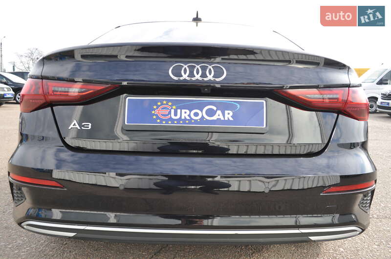 Седан Audi A3 2023 в Киеве