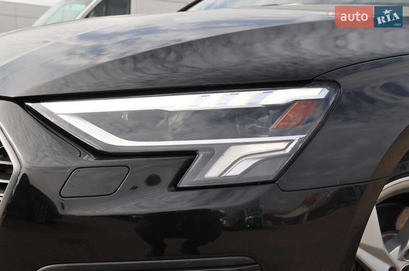 Седан Audi A3 2023 в Киеве