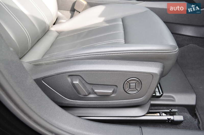 Седан Audi A3 2023 в Киеве