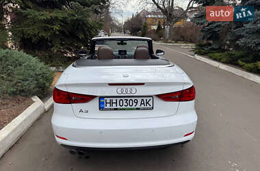 Кабриолет Audi A3 2015 в 