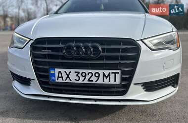 Седан Audi A3 2015 в 