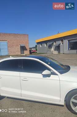 Седан Audi A3 2015 в 