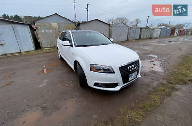Хэтчбек Audi A3 2012 в 