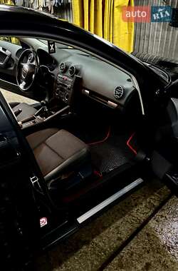 Хэтчбек Audi A3 2006 в 