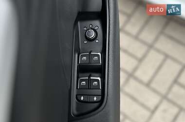Седан Audi A3 2016 в 