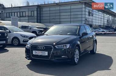 Хэтчбек Audi A3 2015 в Киеве