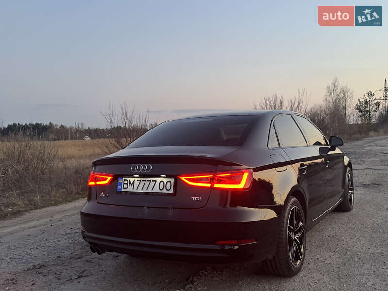 Седан Audi A3 2016 в Ахтырке
