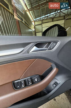 Хэтчбек Audi A3 2015 в 