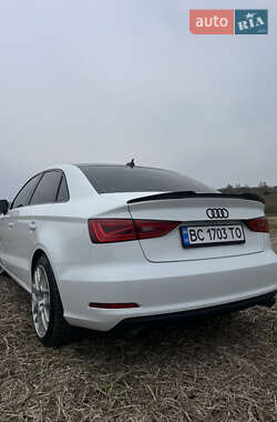 Седан Audi A3 2014 в 