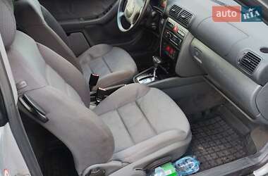 Хэтчбек Audi A3 2000 в 