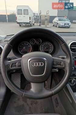 Хэтчбек Audi A3 2012 в 