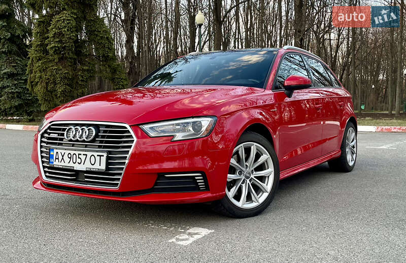 Хетчбек Audi A3 2016 в Харкові