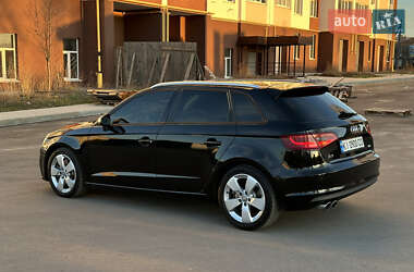 Хэтчбек Audi A3 2016 в 