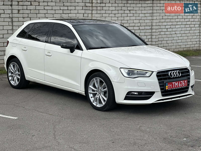 Хэтчбек Audi A3 2015 в Одессе