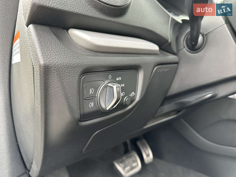 Хэтчбек Audi A3 2015 в Одессе