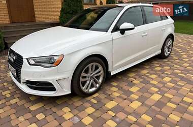 Хэтчбек Audi A3 2016 в 